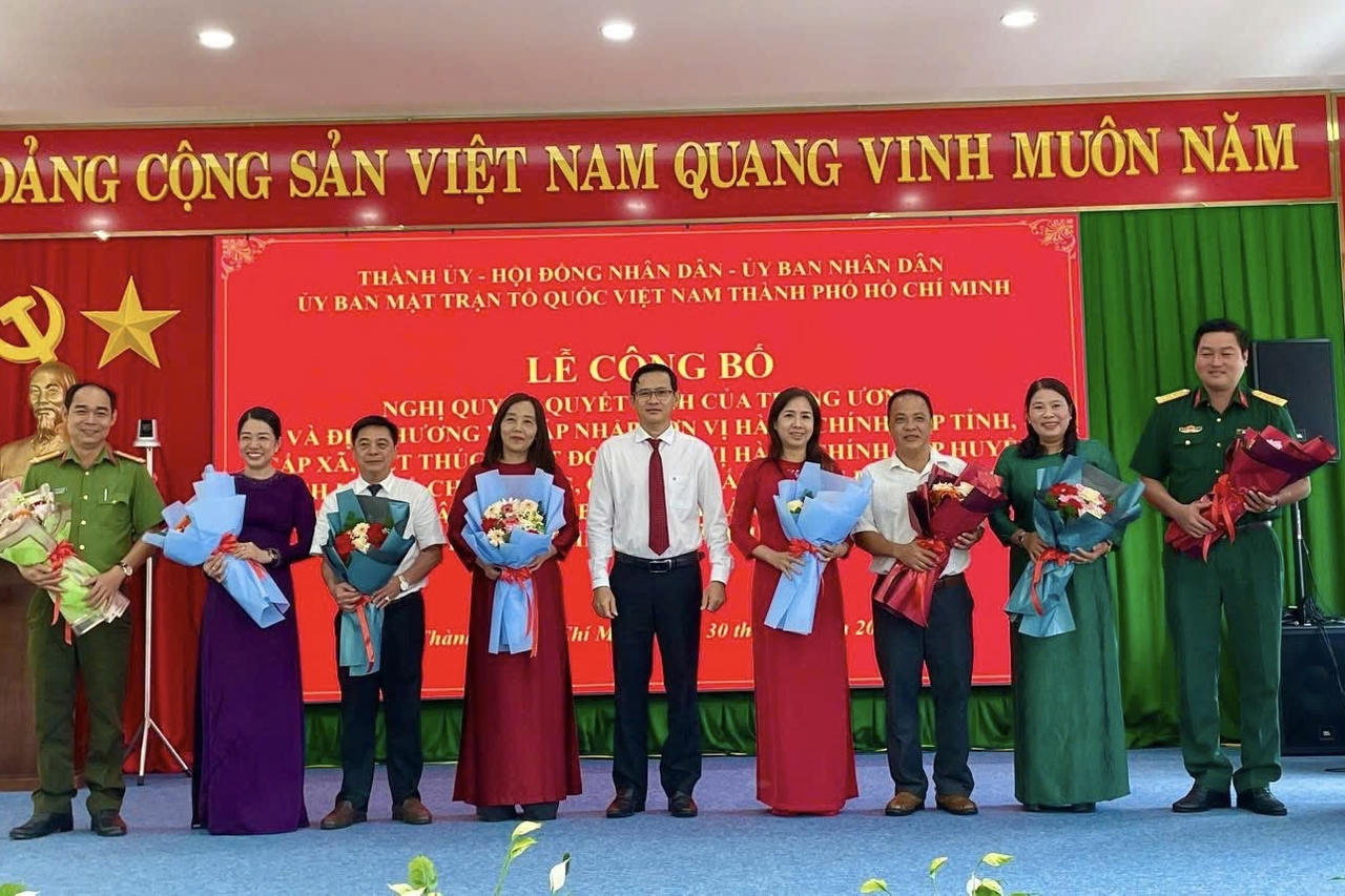 Ban Chấp hành Đảng bộ đặc khu Côn Đảo gồm 25 người