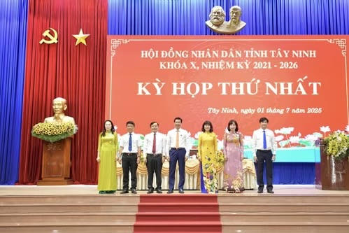 Tây Ninh tổ chức kỳ họp HĐND đầu tiên sau sáp nhập, kiện toàn bộ máy chính quyền tỉnh mới