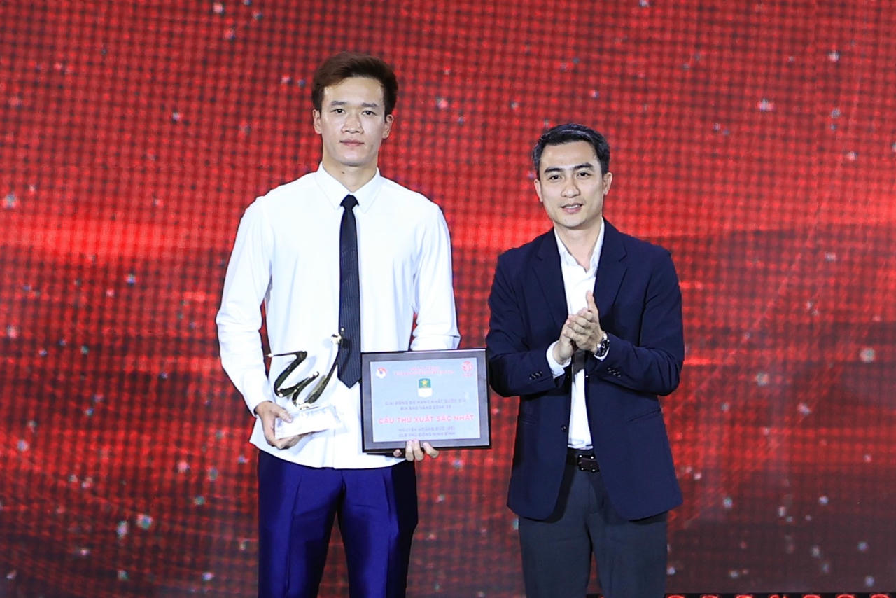 Nguyễn Hoàng Đức <editorjs-spell  data-spell=