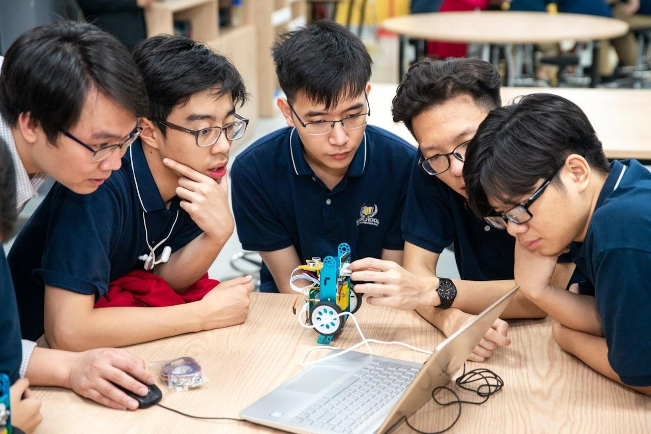 Sắp có chính sách học bổng cho người học ngành STEM