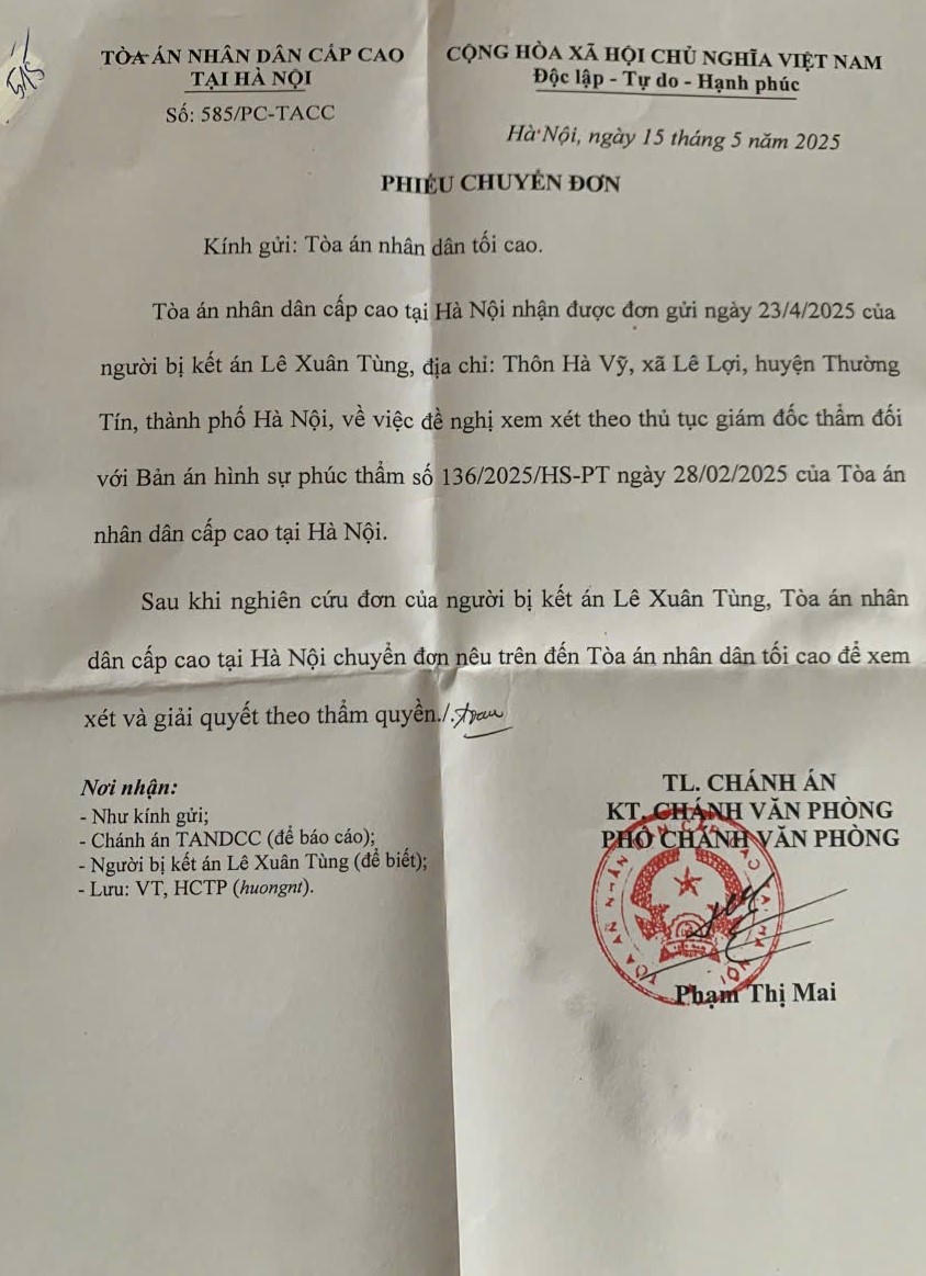 Văn bản của TAND cấp cao (cũ) tại Hà Nội. (Ảnh: H.Mây)