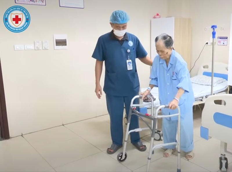 Bệnh nhân phục hồi sau ca phẫu thuật. (Ảnh: CDC Phú Thọ)