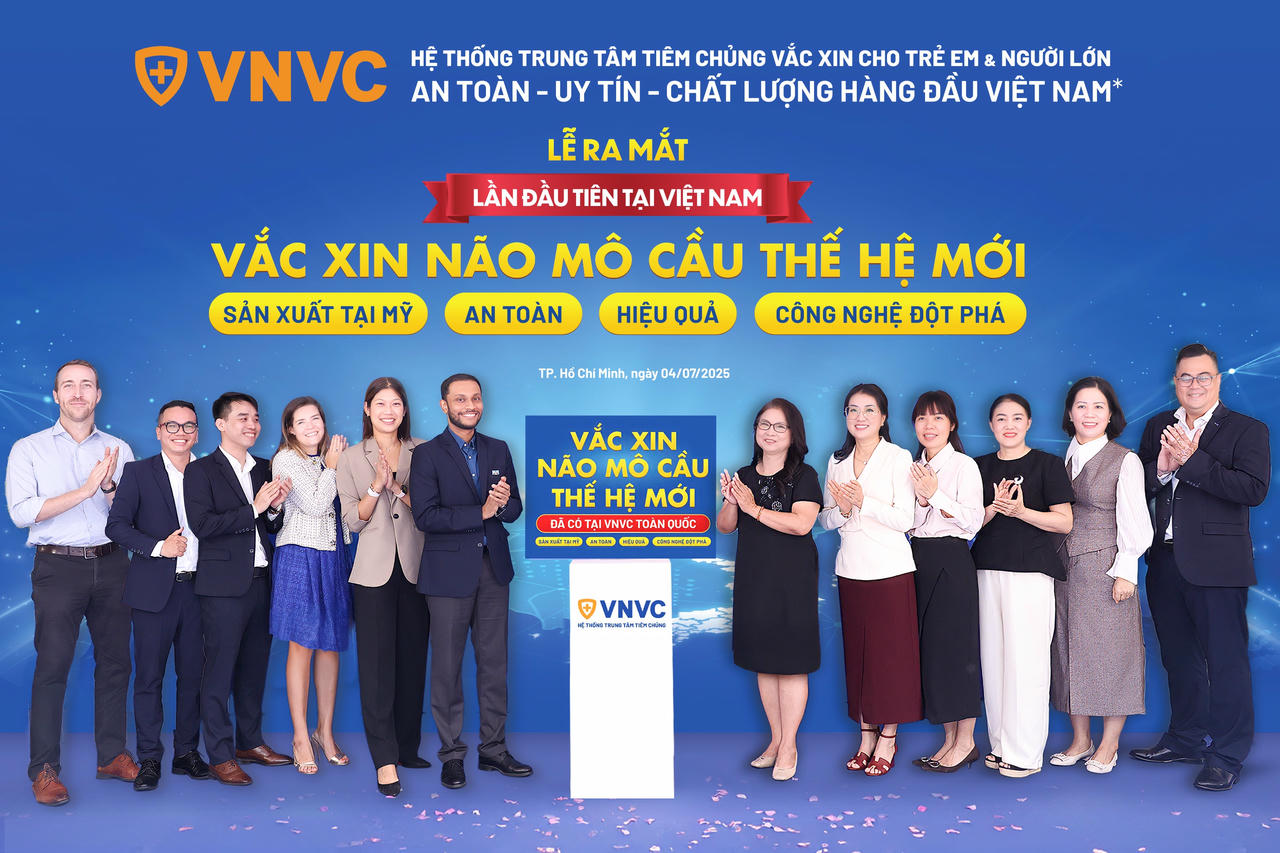 Hệ thống Tiêm chủng VNVC công bố ra mắt và triển khai tiêm vaccine não mô cầu thế hệ mới tại 230 trung tâm trên toàn quốc. Ảnh: Mộc Thảo