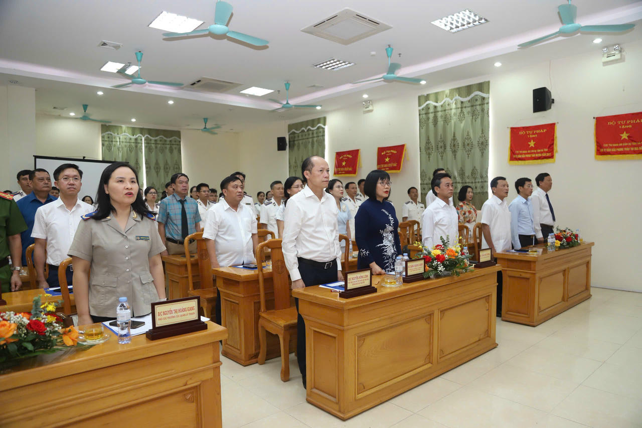 Các đại biểu dự hội nghị. Ảnh: Hữu Anh