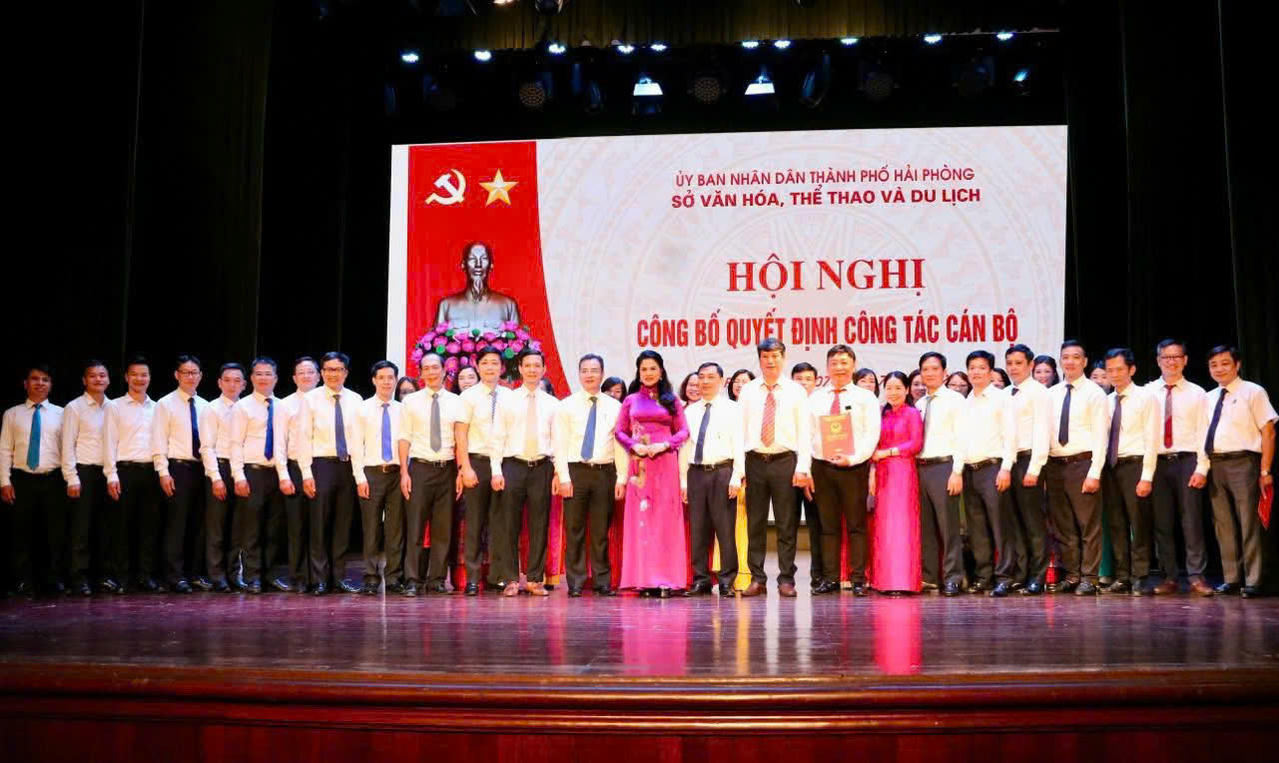 Tại Hội nghị Giám đốc Sở đề nghị các phòng, đơn vị mới được thành lập, kiện toàn khẩn trương ổn định tổ chức