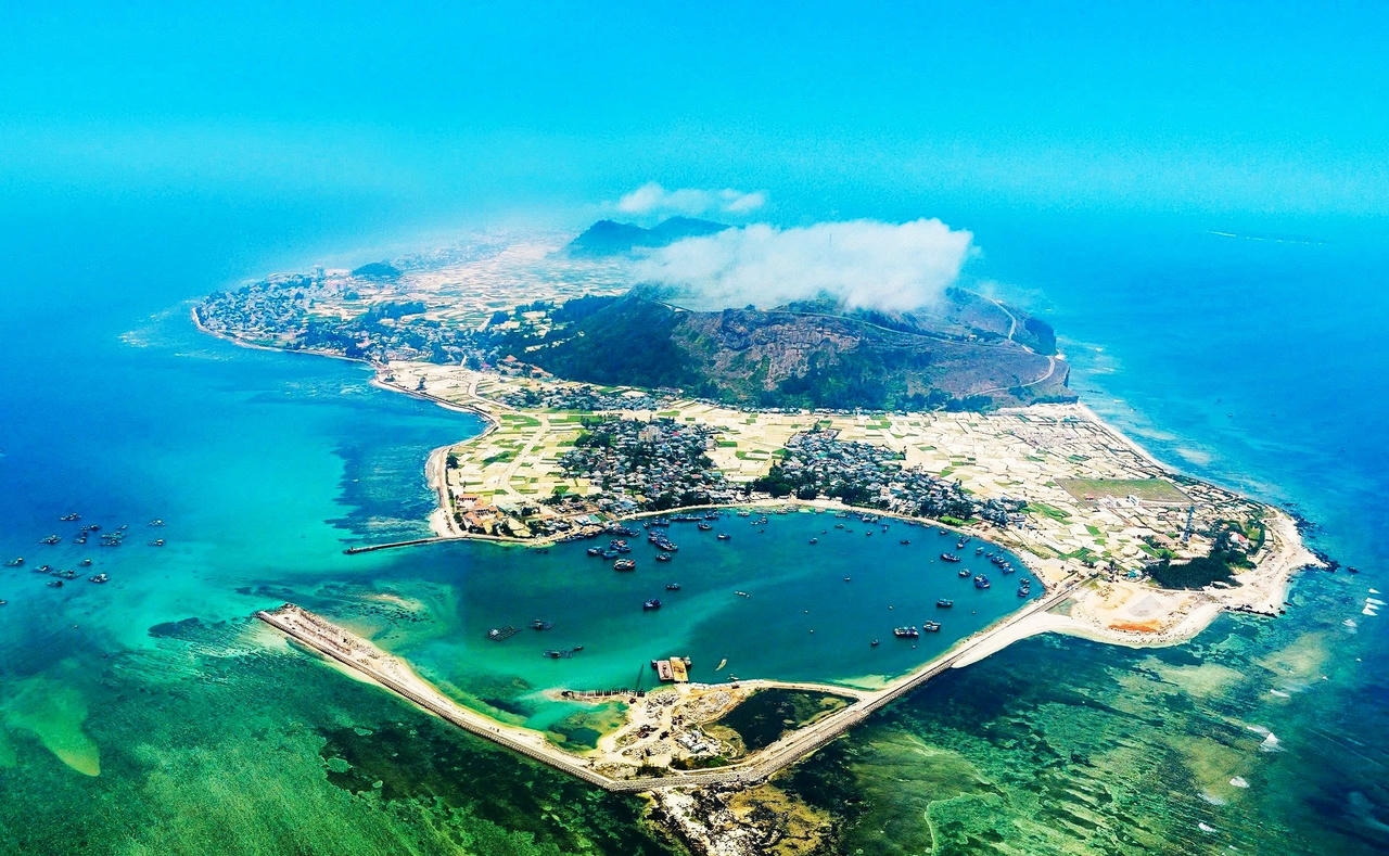 Toàn cảnh đặc khu Lý Sơn. 