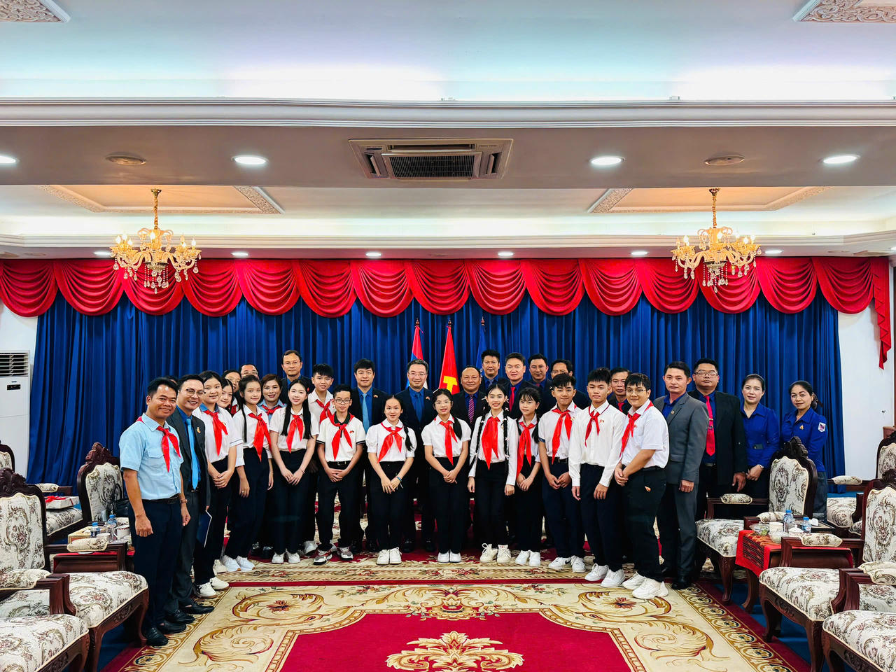 Vun đắp tình cảm, tăng cường hợp tác hữu nghị thanh thiếu nhi Việt Nam - Lào