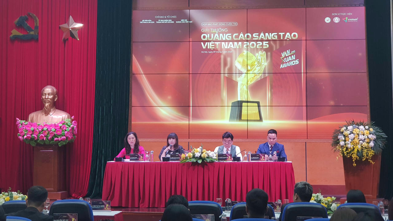 Tôn vinh bản sắc Việt trong từng thông điệp sáng tạo