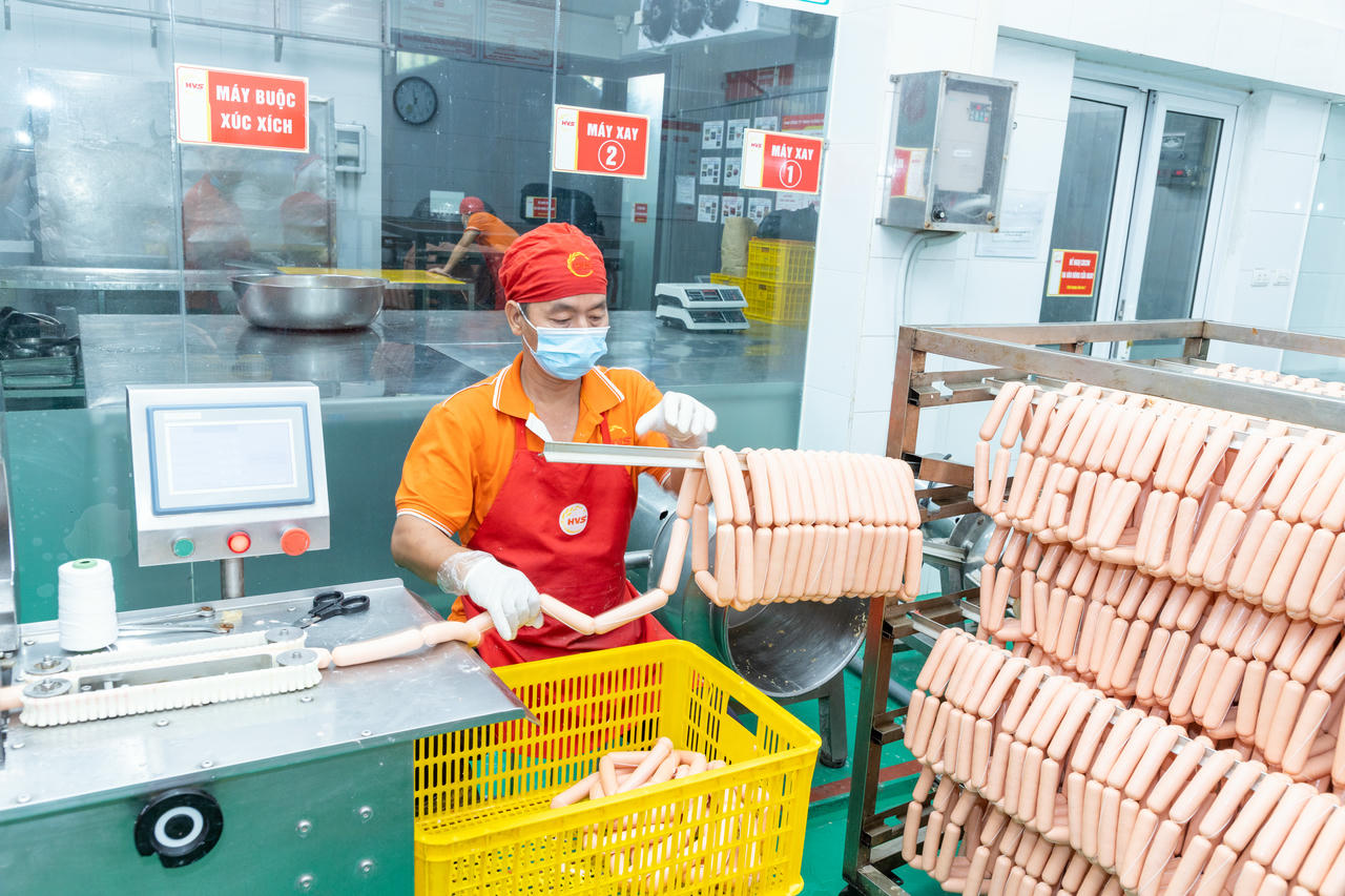 Quy trình sản xuất thực phẩm sạch của Công ty Hương Việt Sinh.