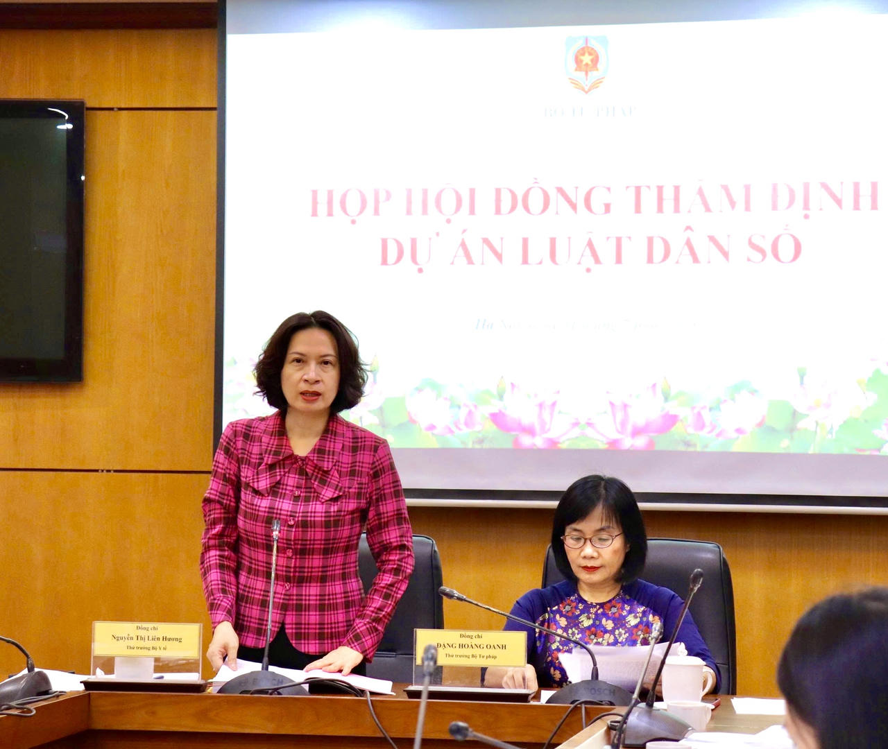 Thứ trưởng Bộ Y tế Nguyễn Thị Liên Hương phát biểu.