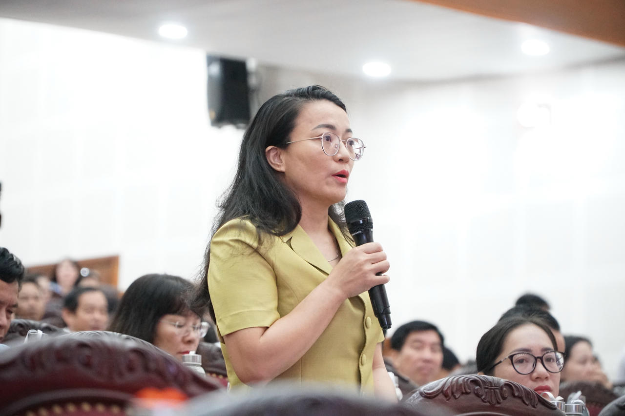 Bỏ tư duy ‘không quản được thì cấm’ trong xây dựng pháp luật