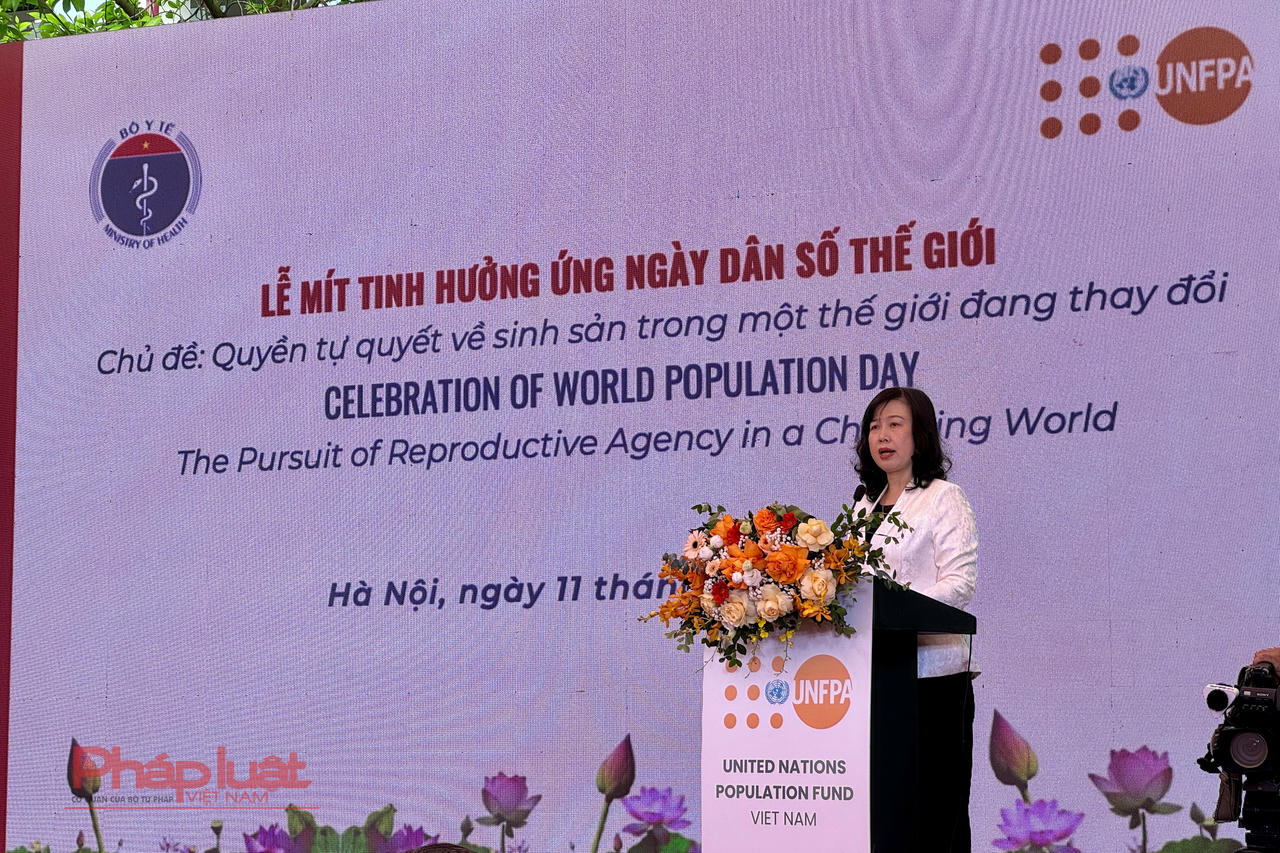 Bộ trưởng Bộ Y tế Đào Hồng Lan phát biểu tại Lễ mít tinh.