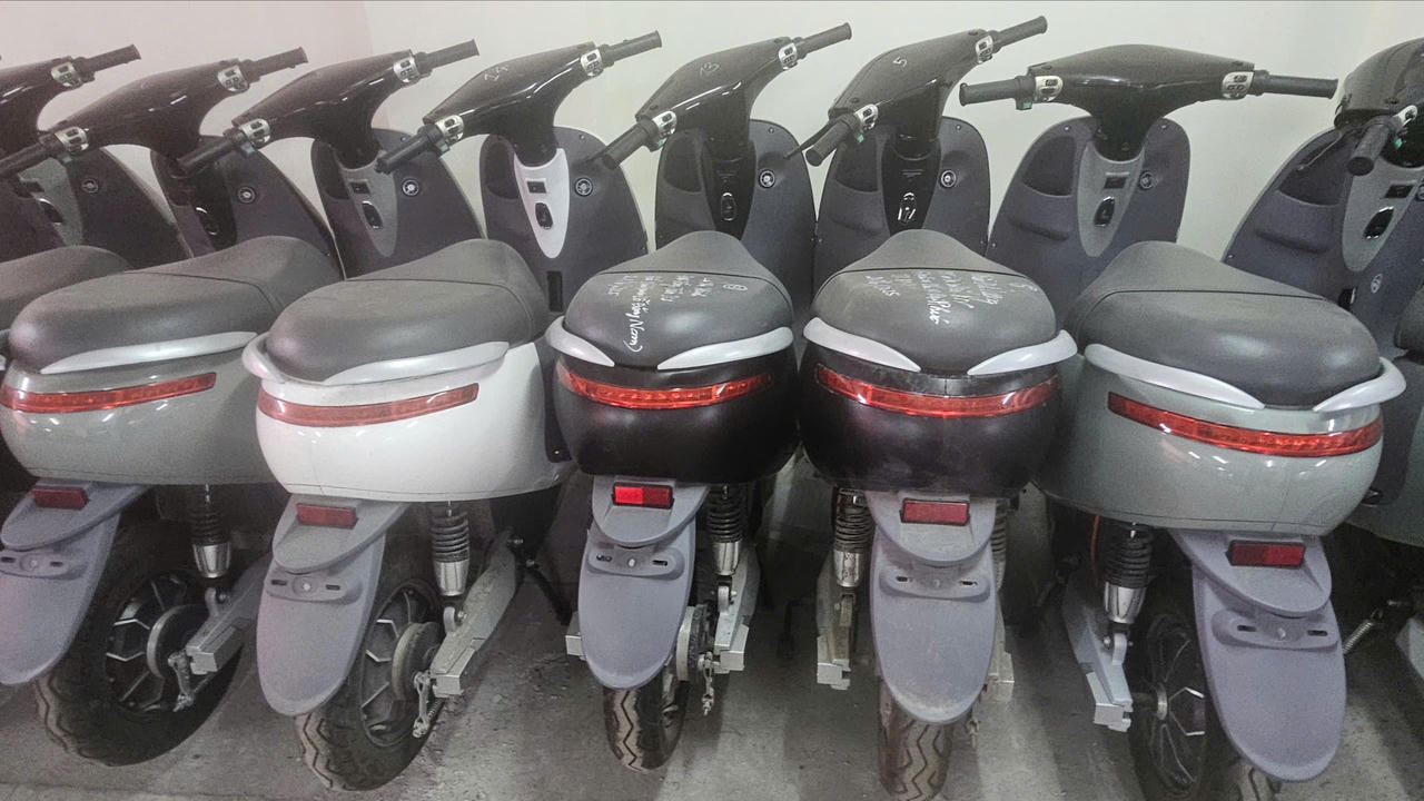 Công an Hà Nội triệt phá đường dây sản xuất, buôn bán xe máy điện giả quy mô lớn