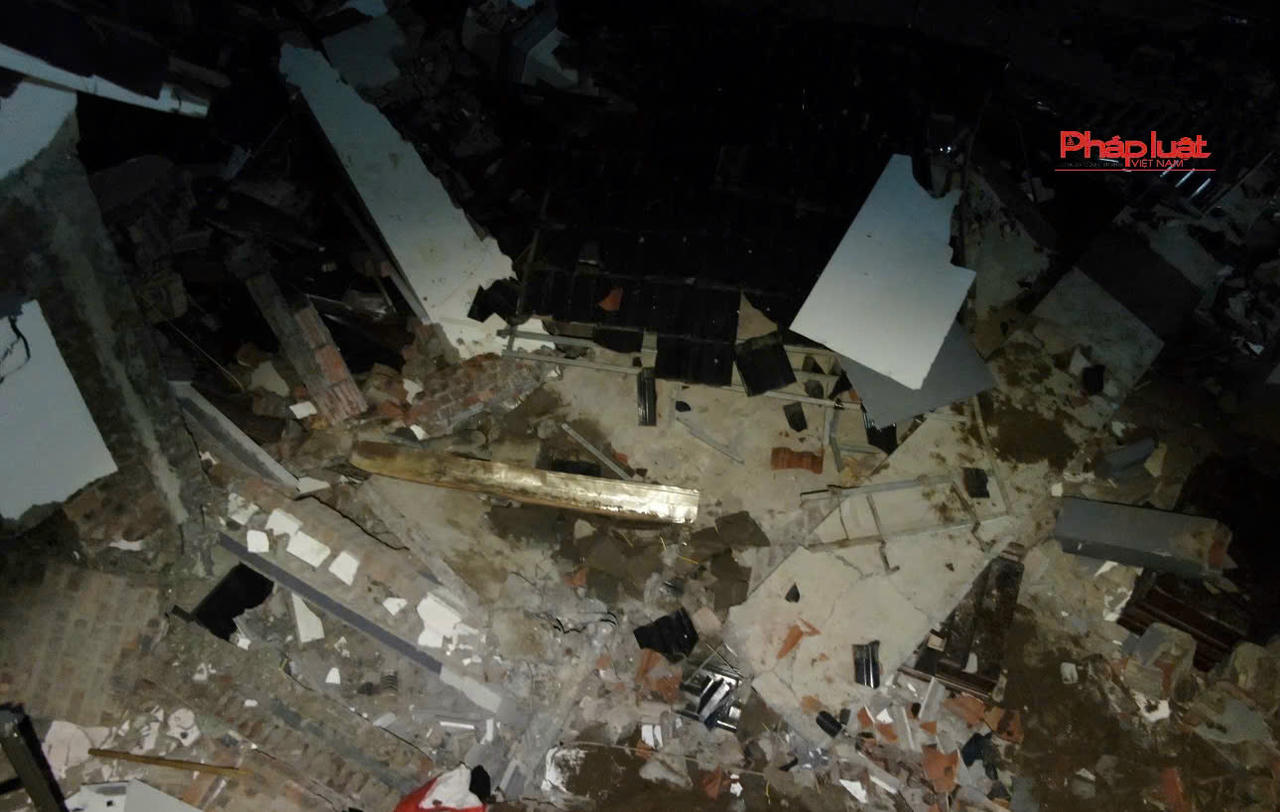 Sạt lở đất trong đêm ở Lào Cai làm 2 người tử vong, 3 người bị thương