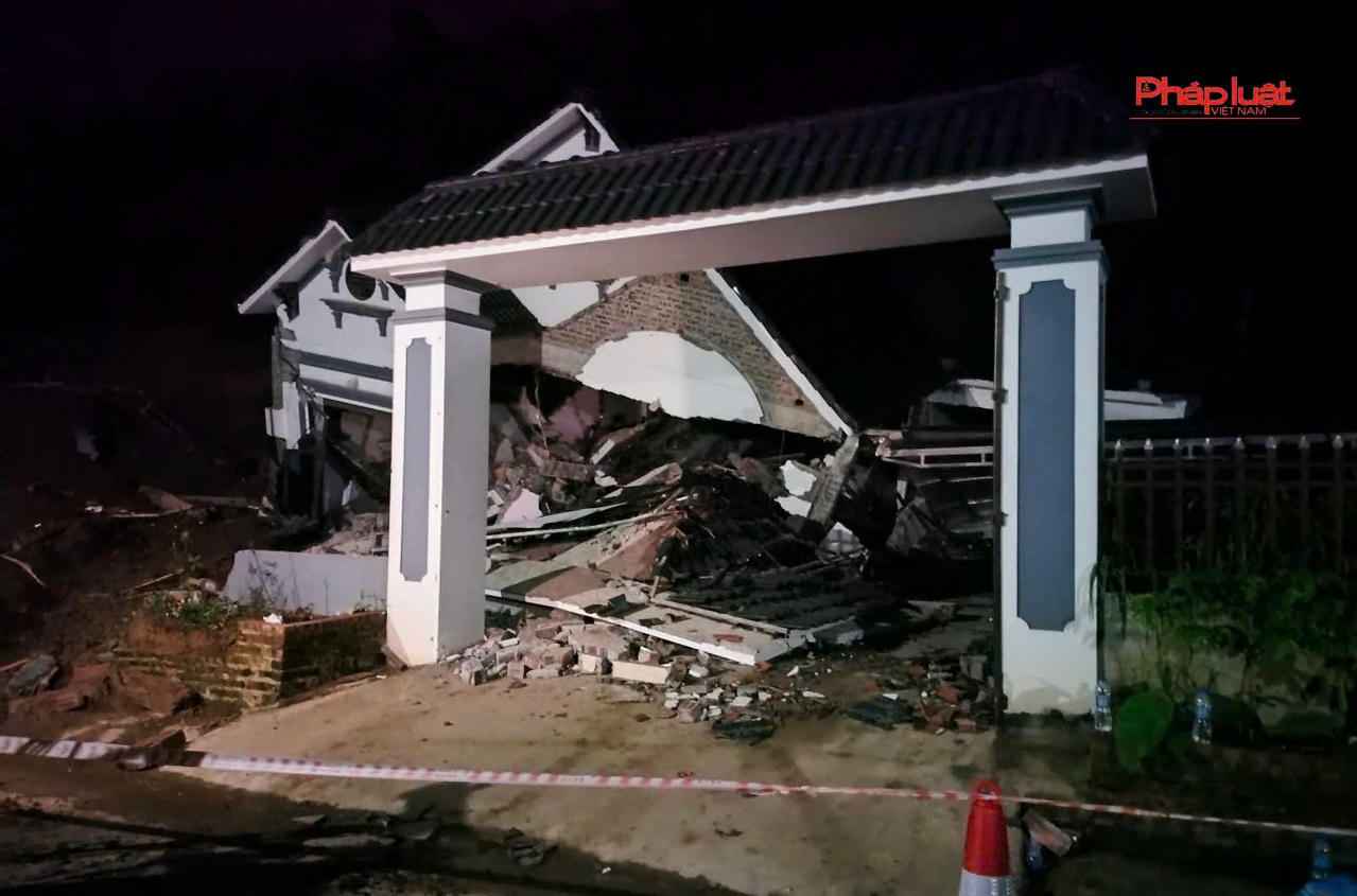 Hiện trường vụ sạt lở