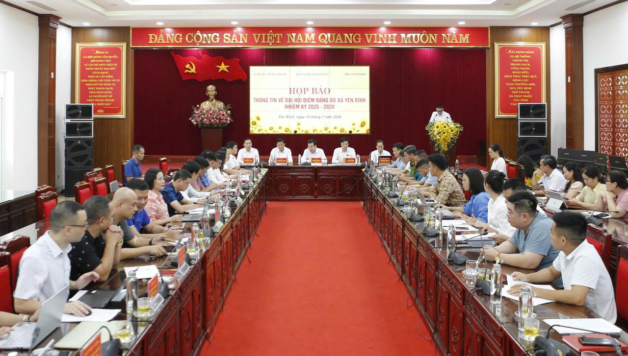 Trước thềm tổ chức đại hội đảng bộ cấp xã, tỉnh Lào Cai tổ chức họp báo. Ảnh: Nguyên Đức.