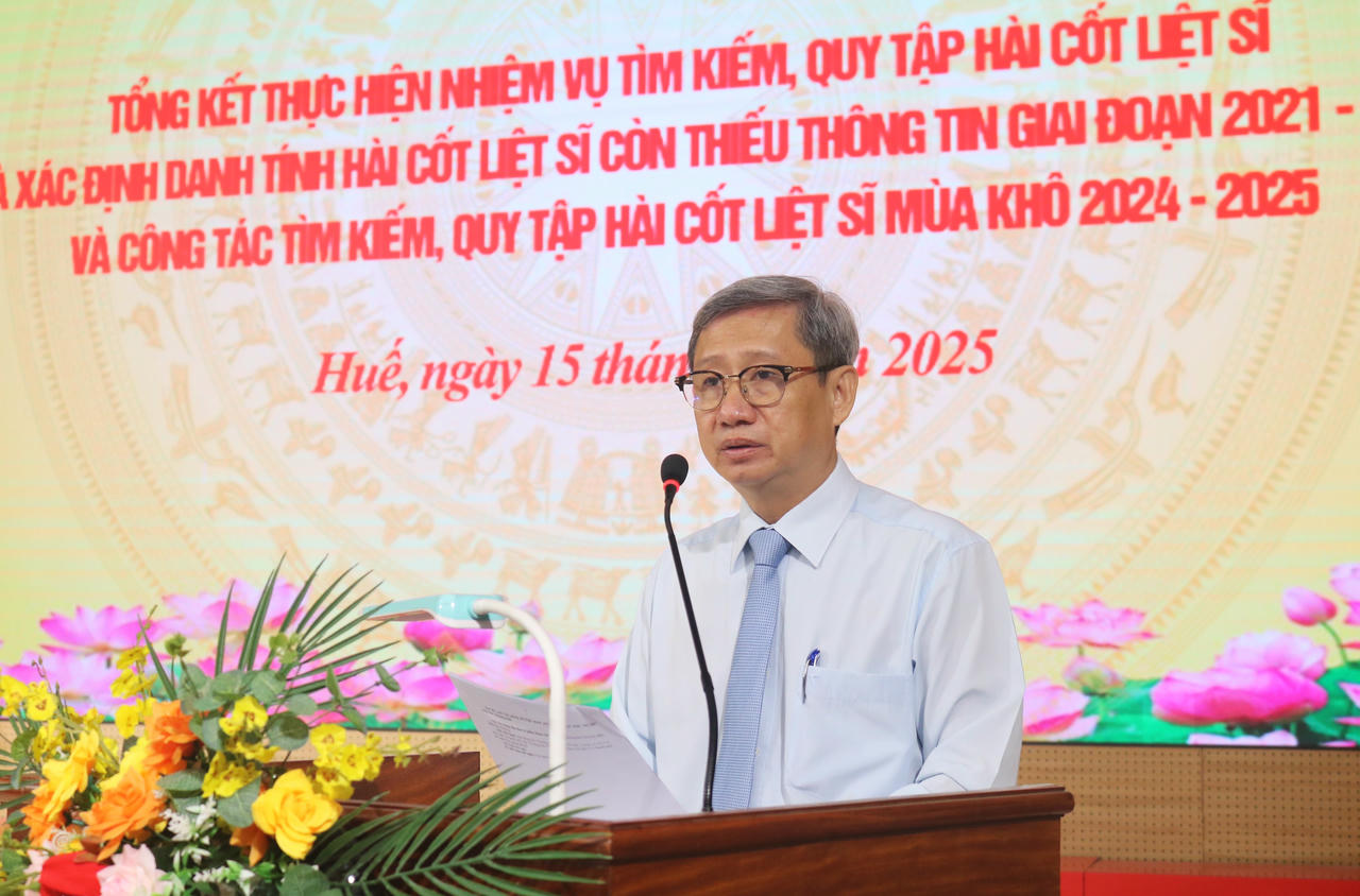 Ông Lê Xuân Hải, Phó giám đốc Sở Nội vụ, Phó Trưởng Ban Chỉ đạo 515 thành phố Huế phát biểu tại Hội nghị.