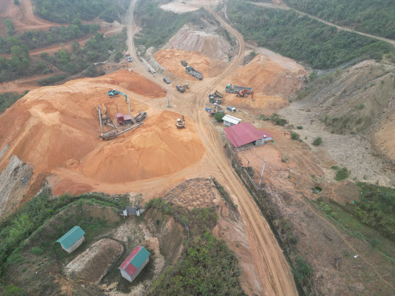 Phê duyệt kế hoạch đấu giá quyền khai thác khoáng sản năm 2025 tại tỉnh Phú Thọ