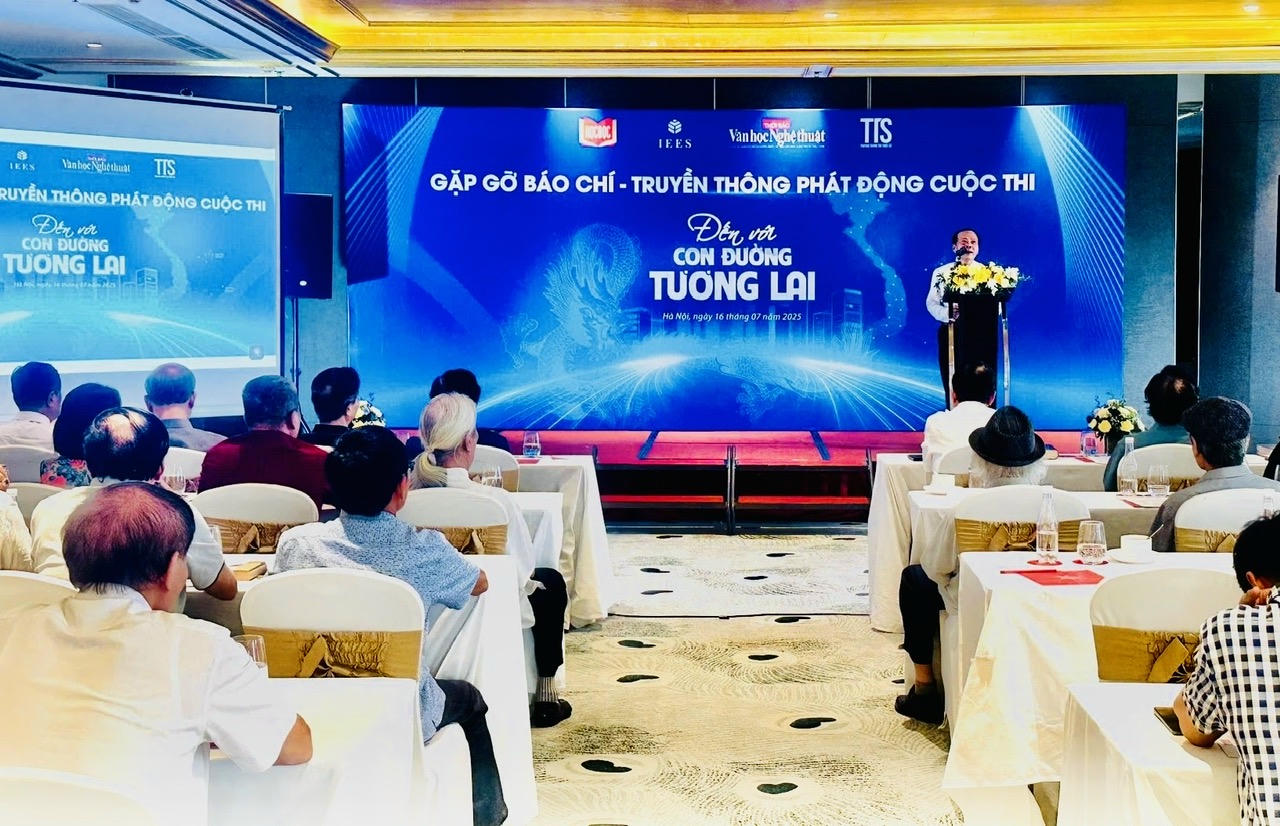 Cuộc thi "Đến với con đường tương lai” nhận bài tham dự từ ngày 1/8/2025 đến hết tháng 1/2026 (Ảnh: P.V)