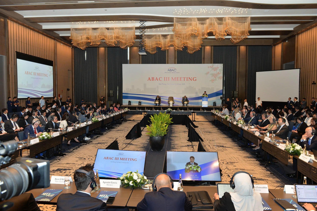 Quang  cảnh phiên khai mạc Kỳ họp ABAC III.