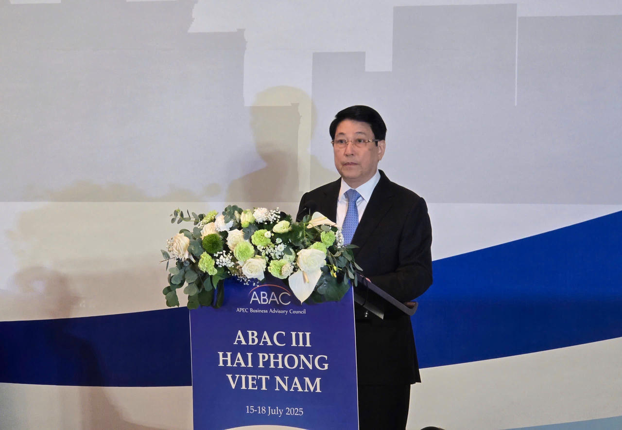 Chủ tịch nước Lương Cường phát biểu tại phiên khai mạc.