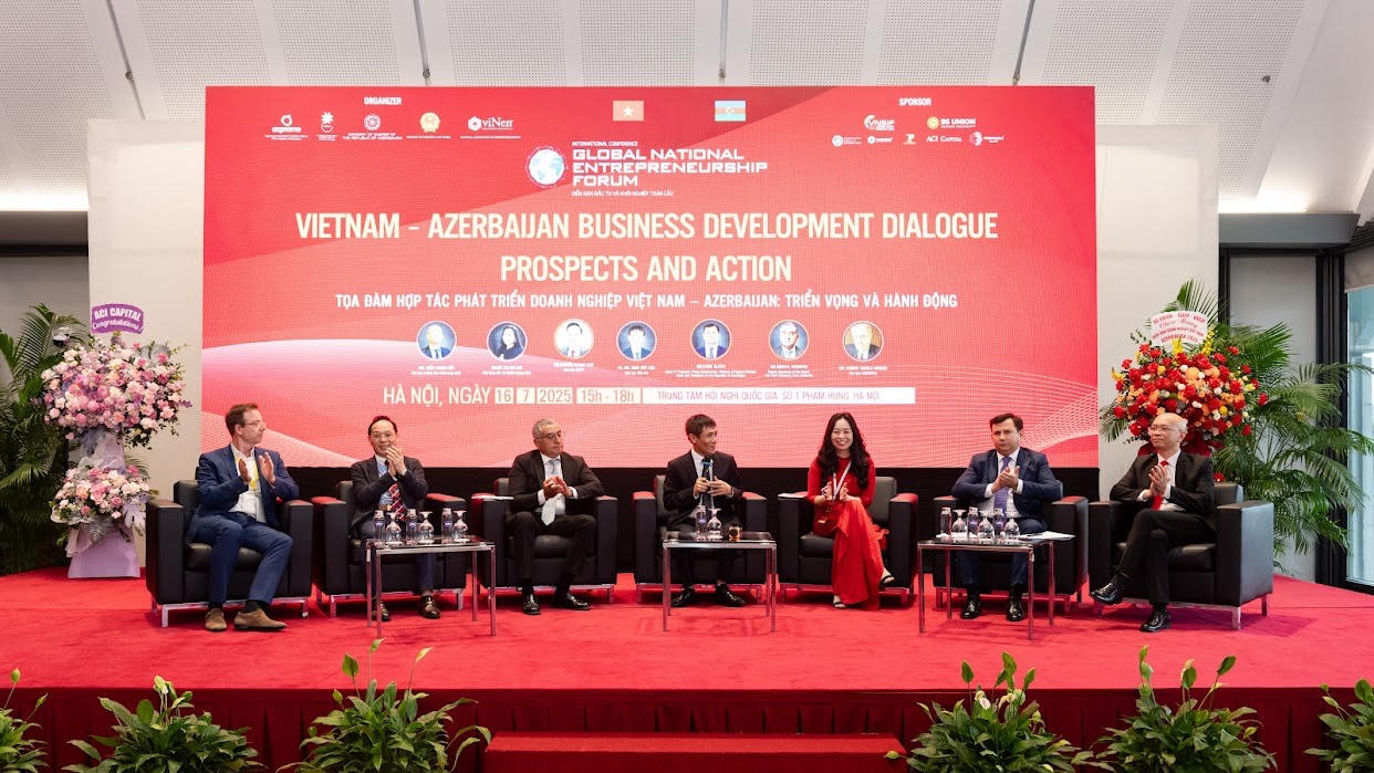 Quang cảnh tọa đàm. Ảnh: VINEN