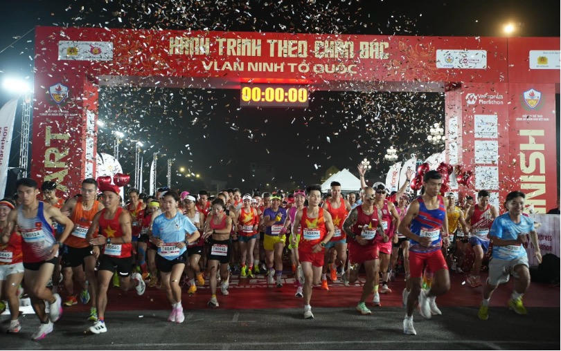 Giải chạy Hành trình 80 năm - Vì an ninh Tổ quốc với quy mô 5.000 người tham gia. 