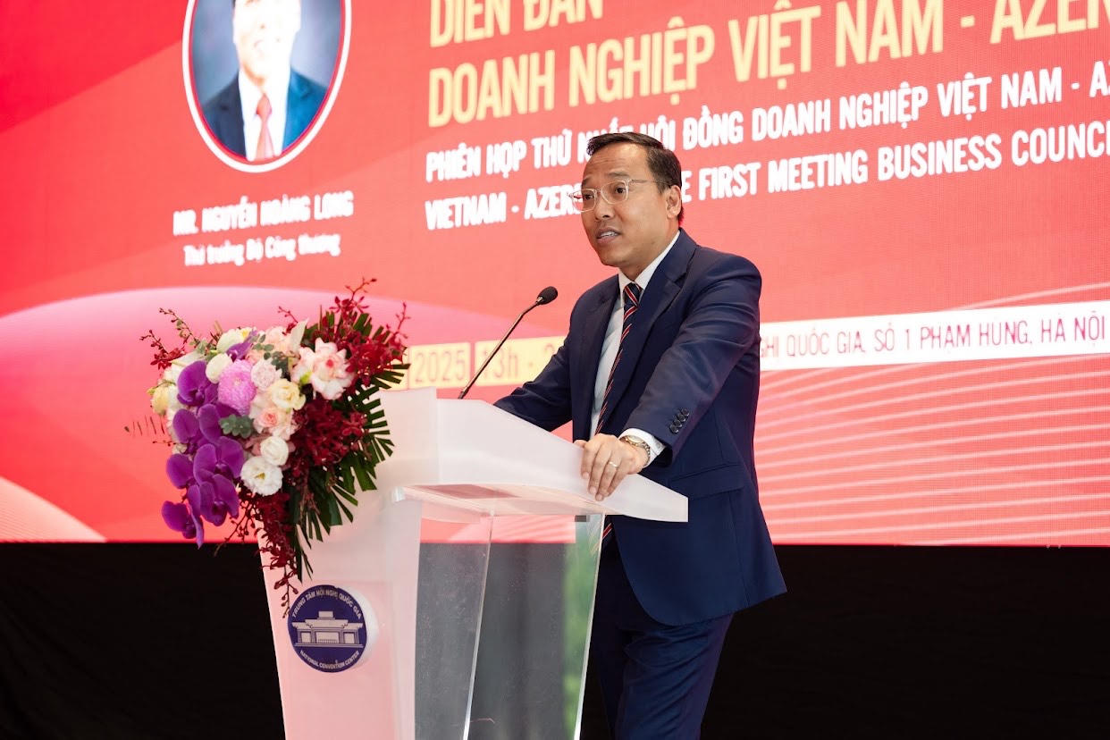 Ông Nguyễn Hoàng Long - Thư trưởng Bộ Công Thương. Ảnh: VINEN