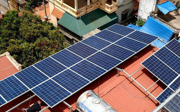 Đề xuất hỗ trợ vay vốn đến 35 triệu đồng cho hộ dân lắp điện mặt trời mái nhà