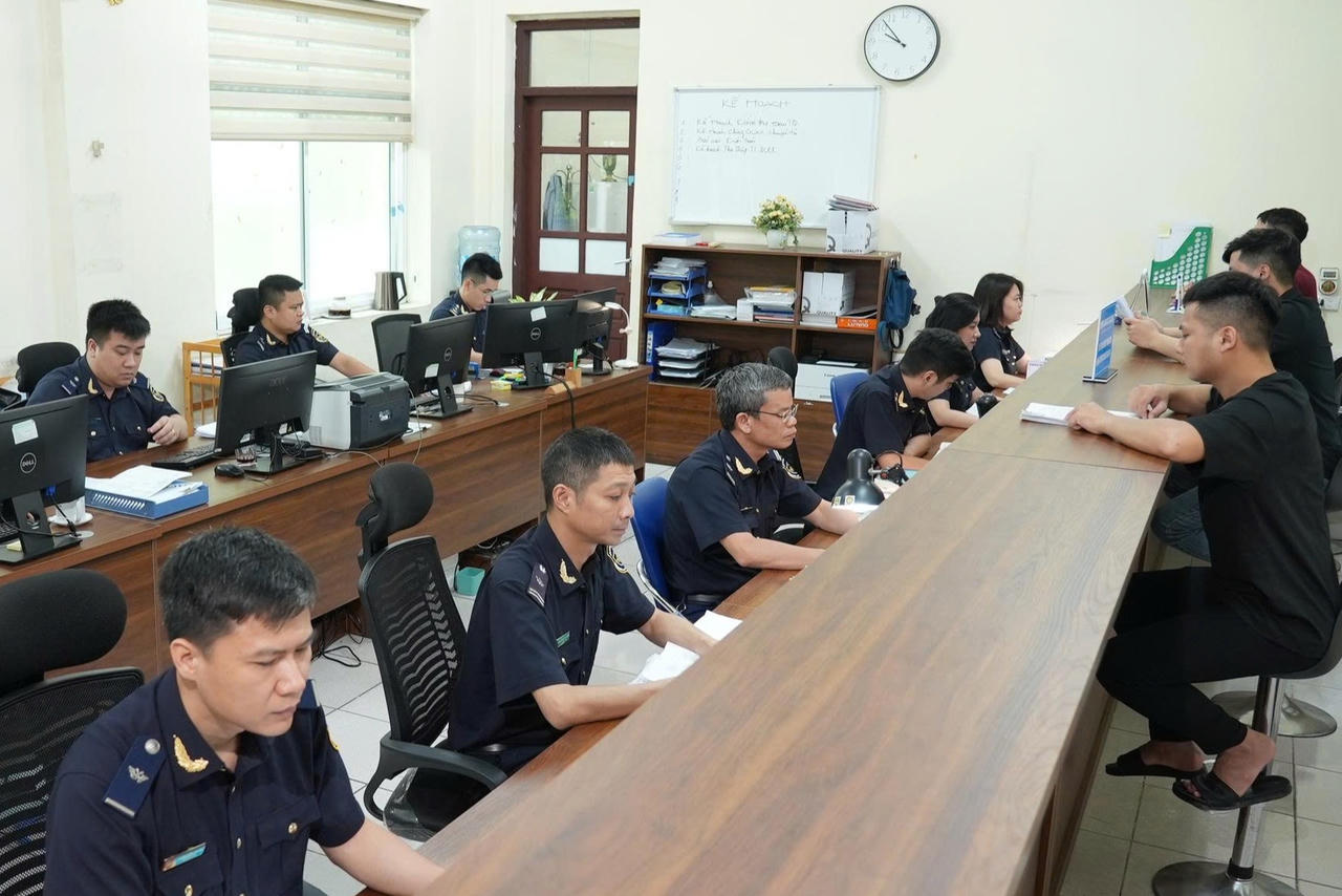 Ưu đãi thủ tục hải quan cho công nghiệp bán dẫn