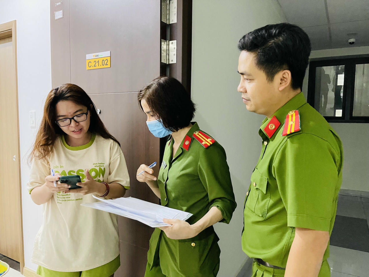 Từ tháng 7/2025, Công an cấp xã sẽ định kỳ, đột xuất thực hiện kiểm tra cư trú Từ tháng 7/2025, Công an cấp xã sẽ định kỳ, đột xuất thực hiện kiểm tra cư trú