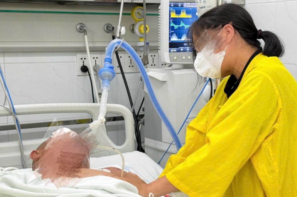 Ngày bố hiến tạng, người con lớn bước vào kỳ thi tốt nghiệp