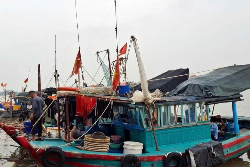 13 tỉnh, thành nhanh chóng triển khai công tác đảm bảo an toàn đê điều ứng phó bão số 3 và mưa lũ