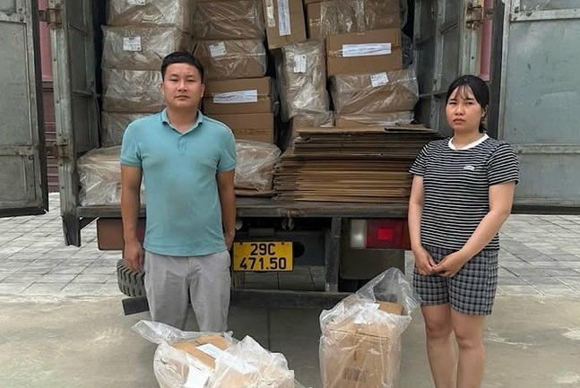 Hai vợ chồng đối tượng buôn bán hàng thuốc lá Thăng Long giả bị truy cứu trách nhiệm hình sự