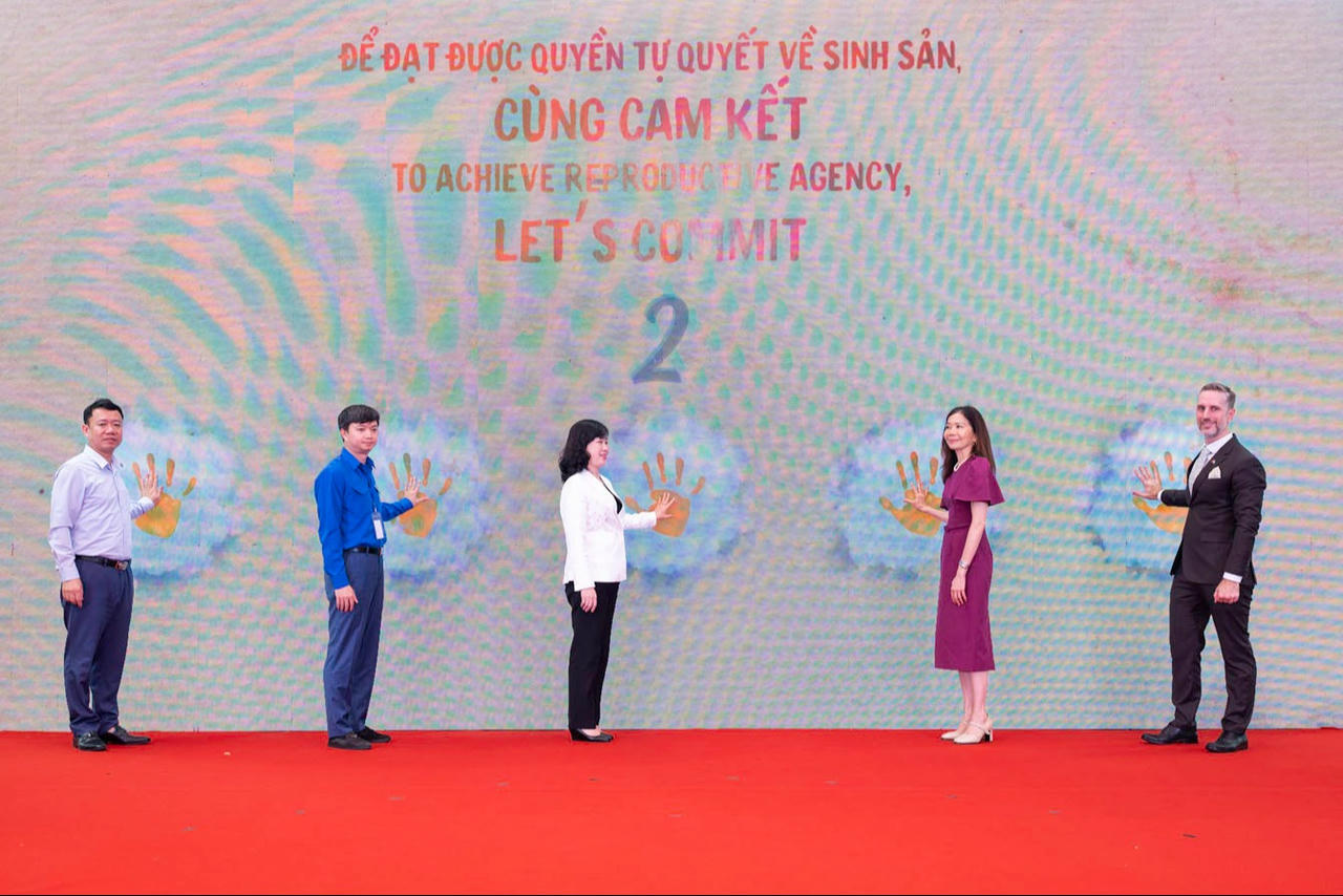Bảo đảm quyền tự quyết về sinh sản là phòng, chống bạo lực gia đình