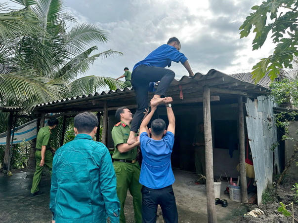 Cà Mau đẩy mạnh xóa nhà tạm, nhà dột nát sau sáp nhập