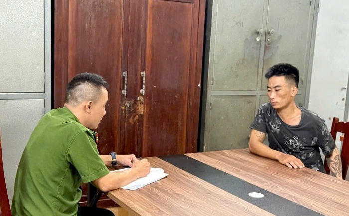 Bắt giữ đối tượng dùng dao khống chế giữ người trong đêm tại Phú Thọ Bắt giữ đối tượng dùng dao khống chế giữ người trong đêm tại Phú Thọ