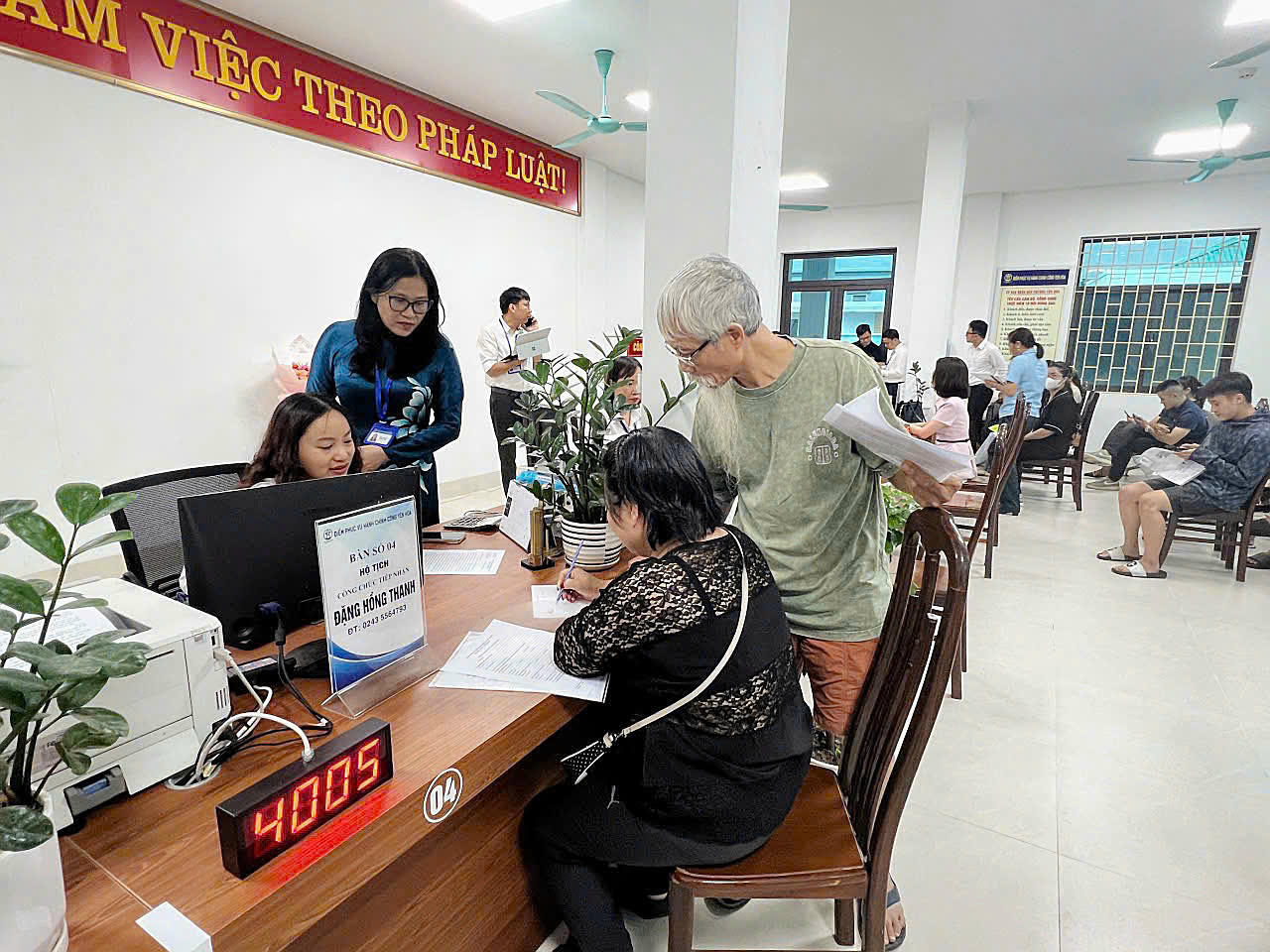 Hà Nội đẩy mạnh giải quyết thủ tục hành chính trực tuyến: Mục tiêu hoàn thành trước 30/7