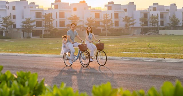 Văn Phú luôn kiên định với triết lý “Bất động sản vị nhân sinh” đặt con người làm trung tâm đem lại đa giá trị cho đa thế hệ  