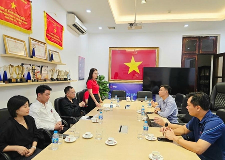 Tại buổi trao bồi thường, đại diện MIC - Bà Ngô Thị Hải Phương chia sẻ: 