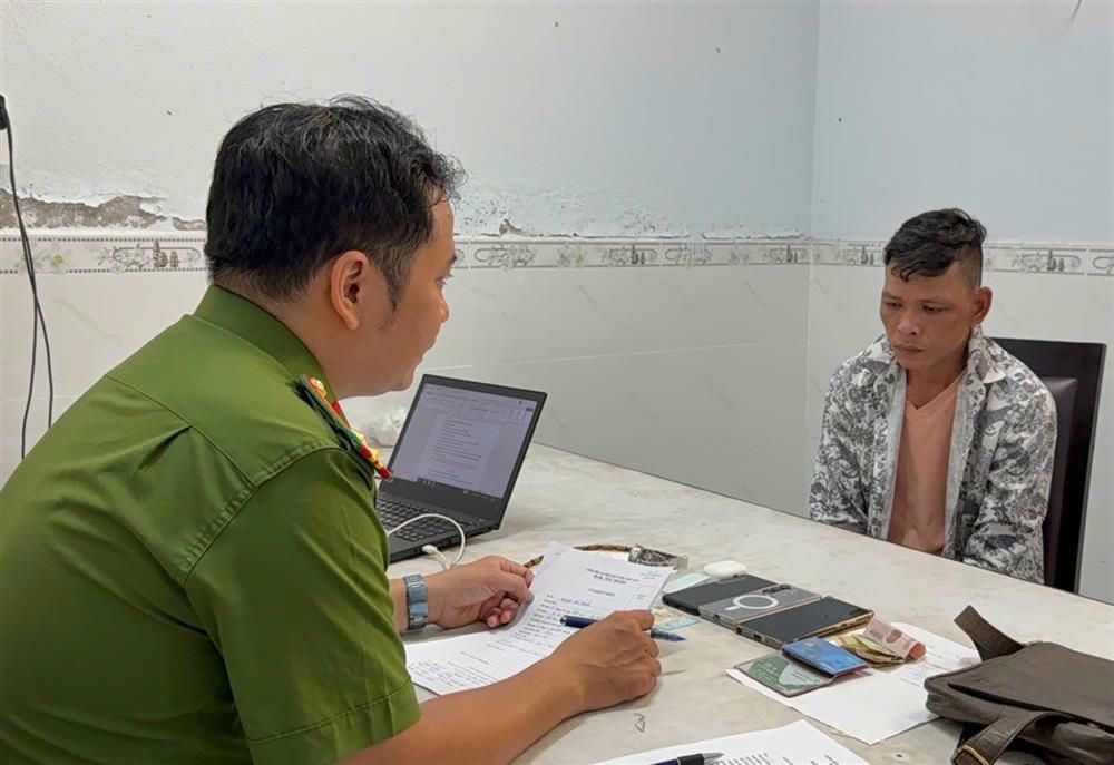 Truy đuổi lúc rạng sáng, phát hiện nhóm đối tượng thực hiện 17 vụ trộm cắp liên tỉnh