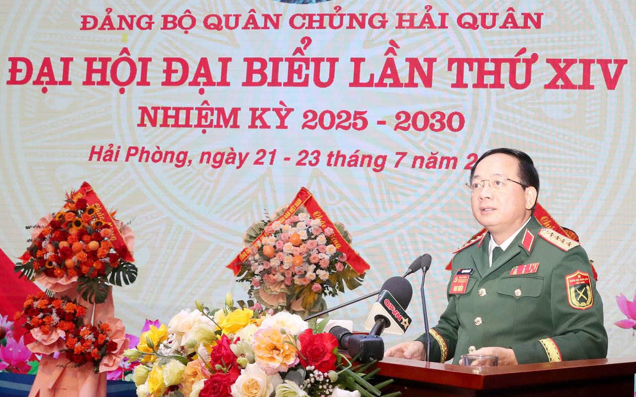 Đại tướng Trịnh Văn Quyết, Bí thư Trung ương Đảng, Ủy viên Thường vụ Quân ủy Trung ương, Chủ nhiệm Tổng cục chính trị, QĐNDVN