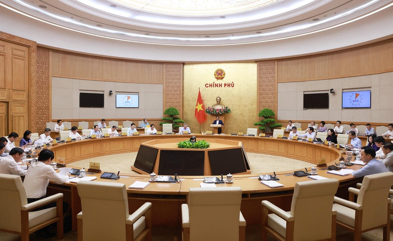 Thủ tướng Phạm Minh Chính chủ trì Phiên họp Chính phủ chuyên đề xây dựng pháp luật tháng 7 năm 2025 - Ảnh: VGP/Nhật Bắc