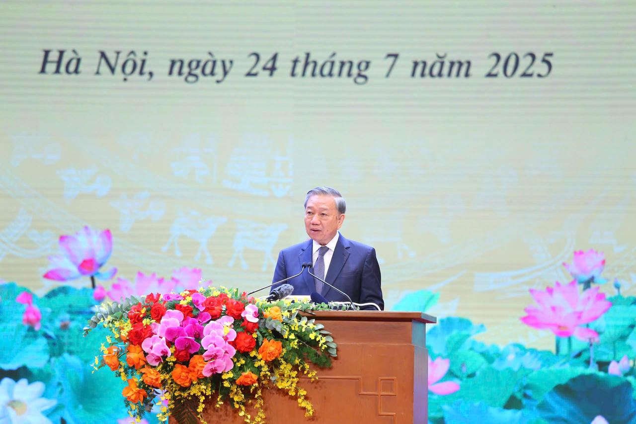 Tổng Bí thư Tô Lâm phát biểu tại sự kiện Gặp mặt người có công, nhân chứng lịch sử tiêu biểu.