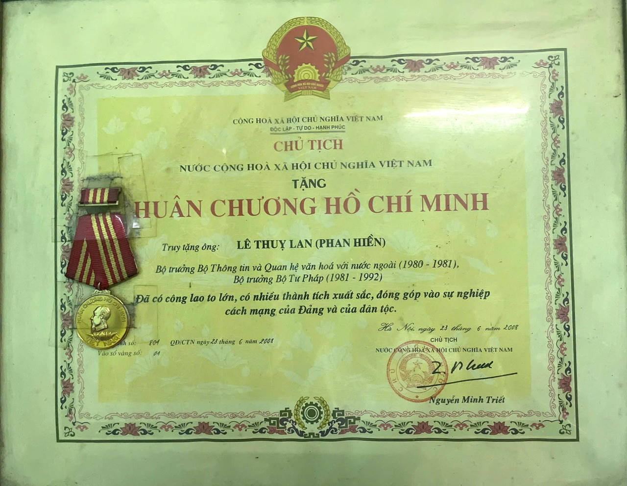 Chủ tịch nước tặng Huân chương Hồ Chí Minh cho đồng chí Phan Hiền vì đã có công lao to lớn, có nhiều thành tích xuất sắc, đóng góp vào sự nghiệp cách mạng của Đảng và của dân tộc.