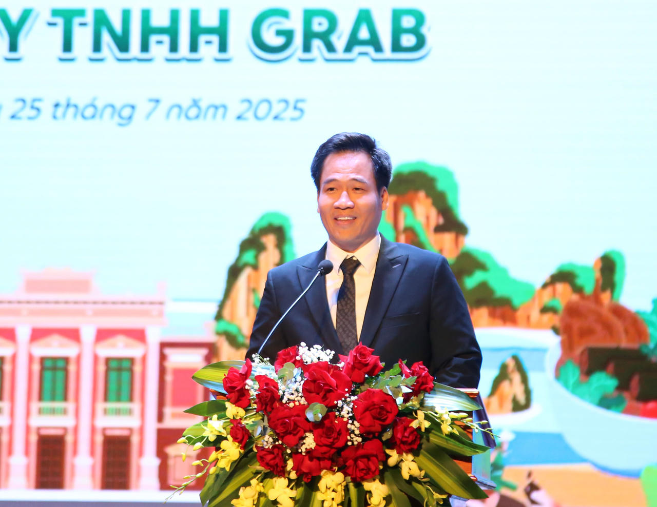 Đại diện Grab Việt Nam, ông Mã Tuấn Trọng - Giám đốc điều hành phát biểu tại Hội nghị.