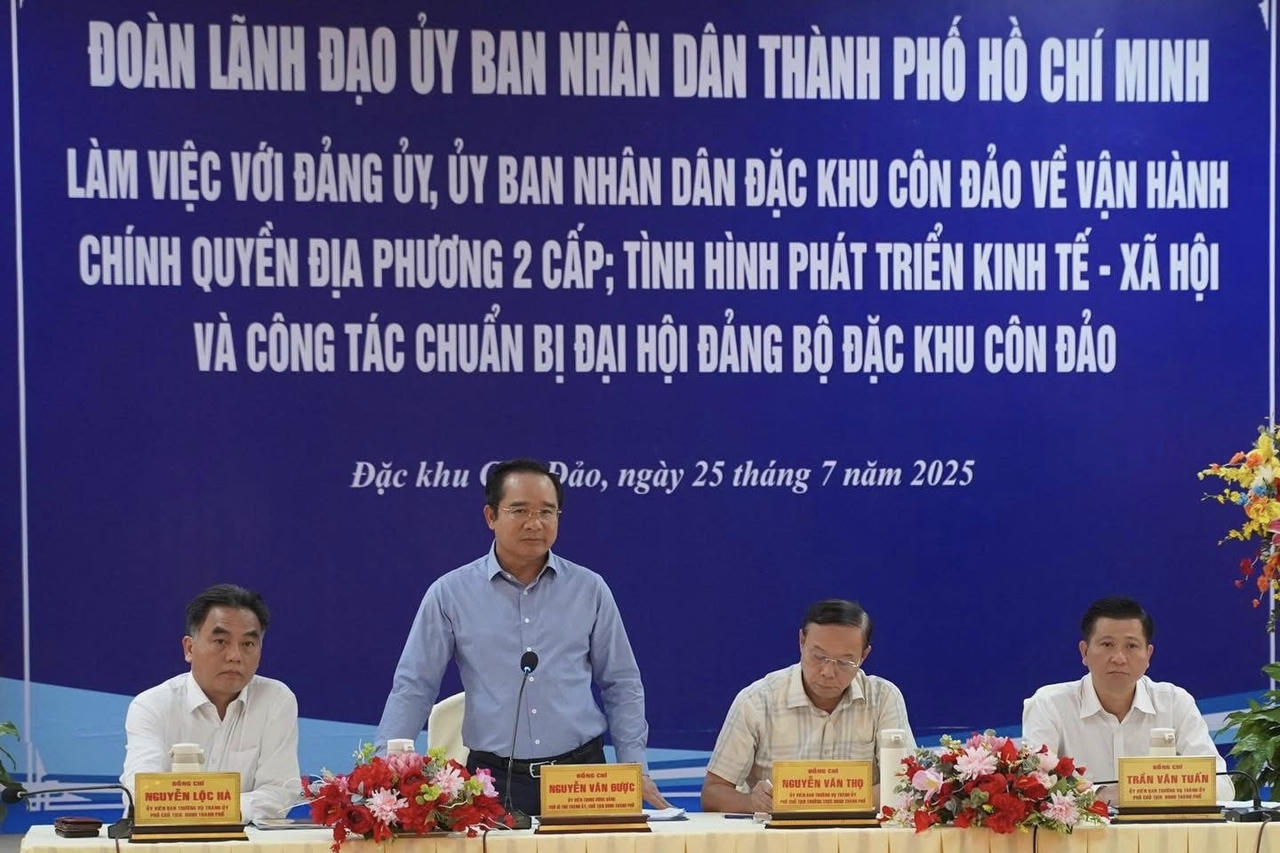 Chủ tịch UBND TP HCM ông Nguyễn Văn Được phát biểu chỉ đạo tại buổi làm việc