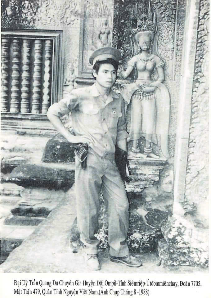 10 năm chiến đấu trên mặt trận biên giới Tây Nam, cùng nhân dân Campuchia đánh đổ chế độ diệt chủng, đây là tấm hình kỷ niệm duy nhất người lính Trần Quang Du có được.