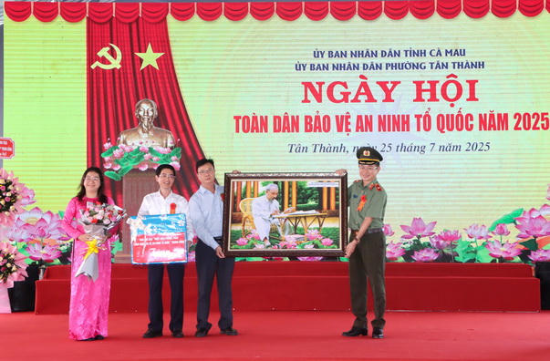 Tân Thành (Cà Mau): Điểm sáng trong phong trào toàn dân bảo vệ an ninh Tổ quốc