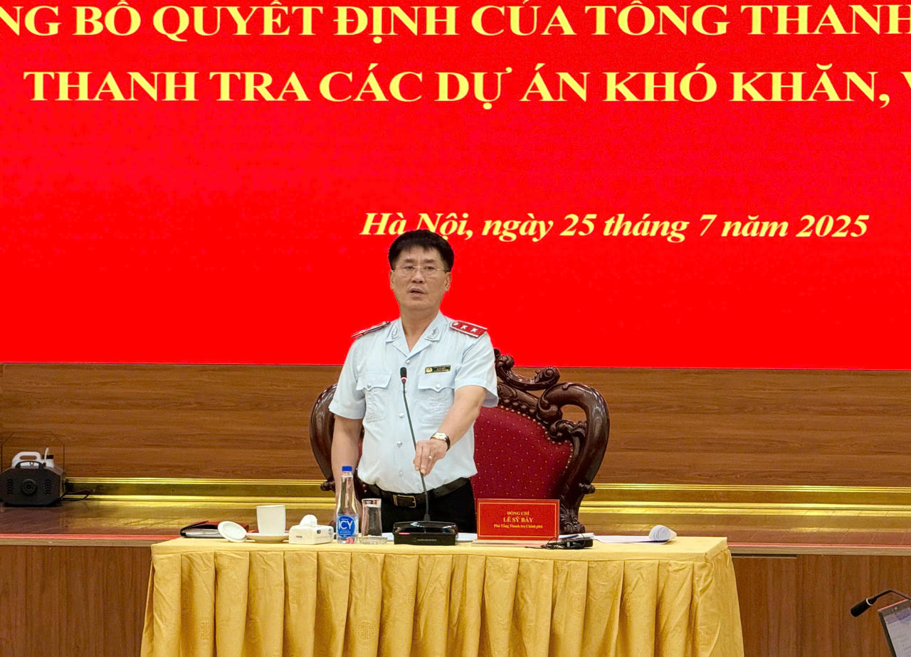 Phó Tổng TTCP Lê Sỹ Bảy phát biểu trong một buổi công bố quyết định thanh tra. (Ảnh: TTCP)